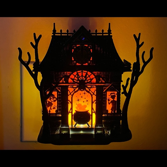 NWT~Bath and Body Works 2020 Halloween Plug-in - Picture 1 of 6